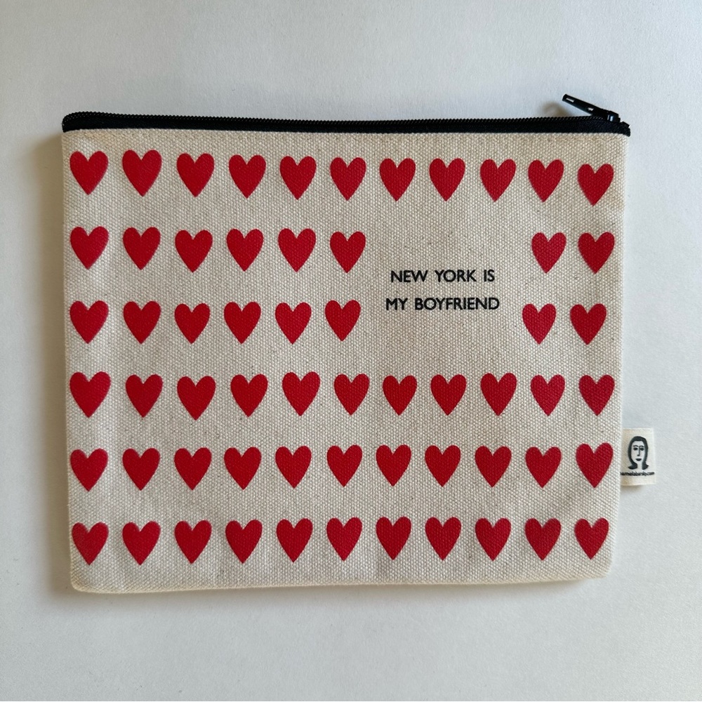 PAMELA BARSKY // new york is my boyfriend pouch